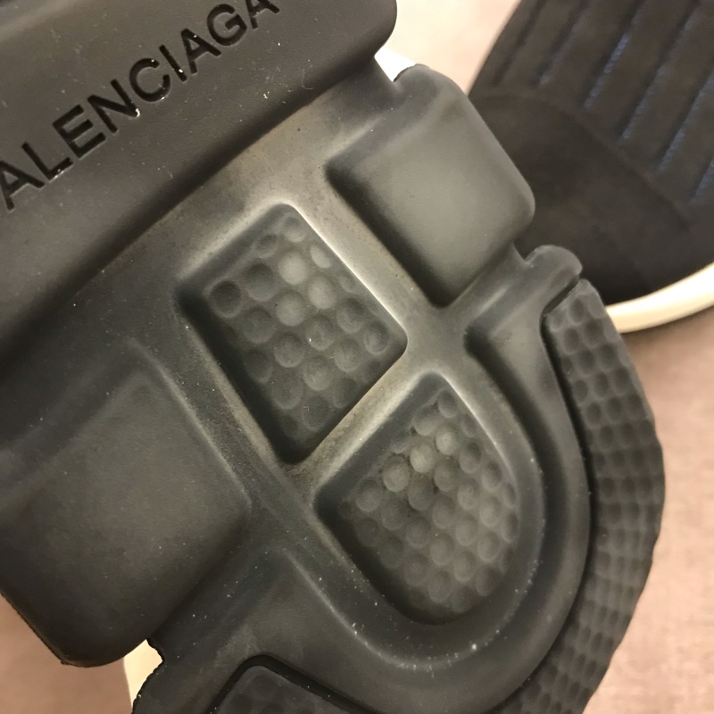 BALENCIAGA WMNS SPEED RUNNER HIGH 483505-18