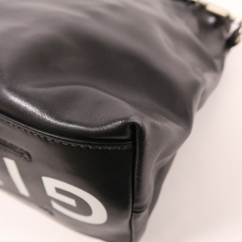GIVENCHY 牛皮皮革Shoulder Bag銀扣肩背袋-11