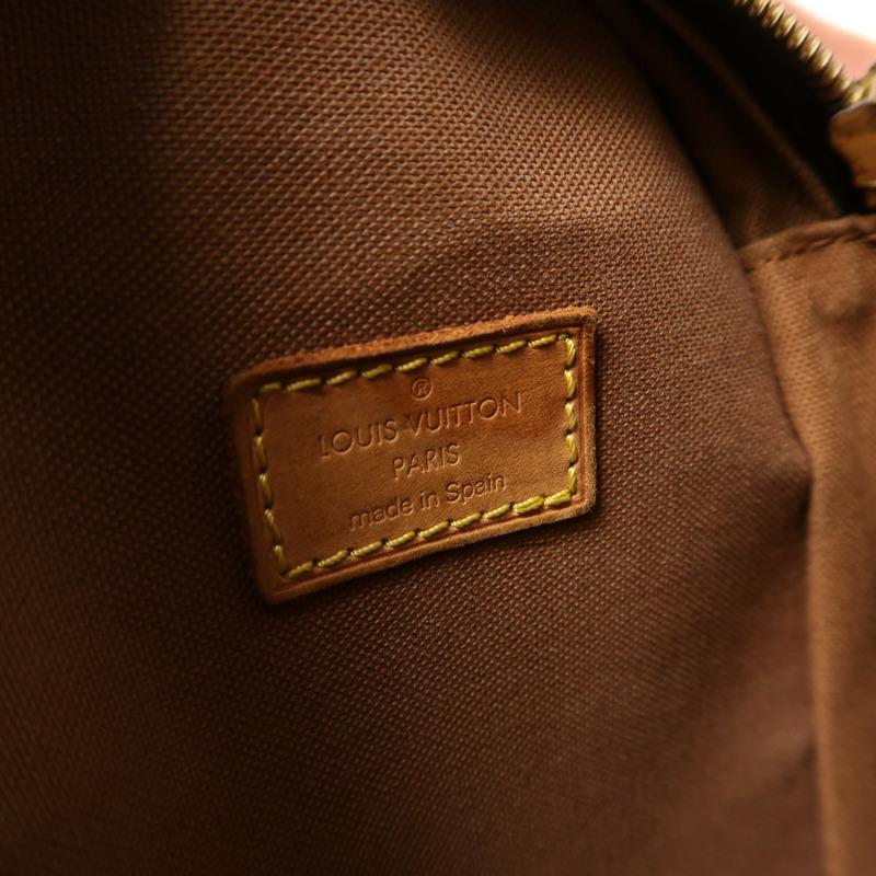LOUIS VUITTON Monogram Pochette Gange金扣腰包-5