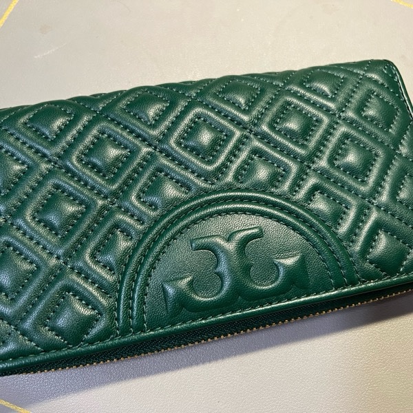 ToryBurch小羊皮菱格紋長夾-3