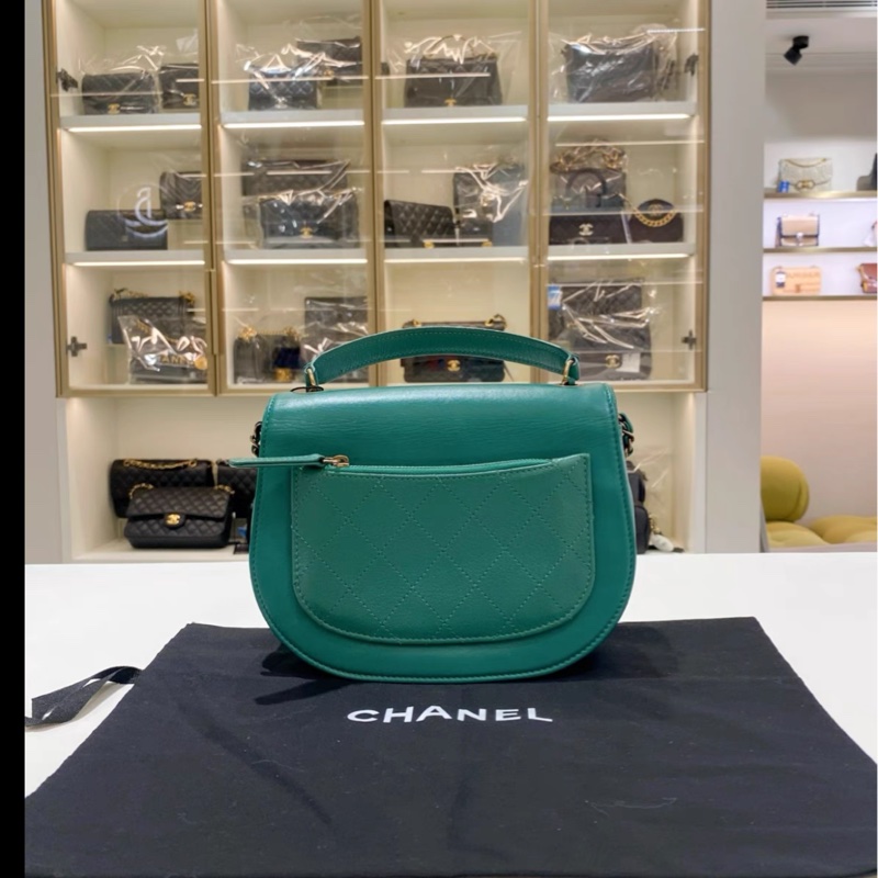 Chanel • 古巴系列大Logo 綠色馬鞍包-3