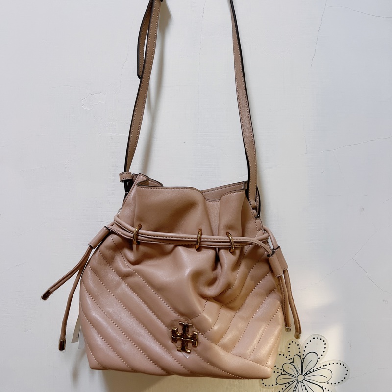 ToryBurch 專櫃奶茶Kira水桶包-3