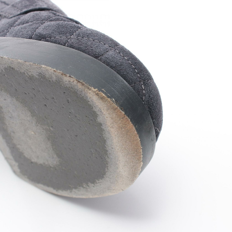 香奈兒 (CHANEL) 絎縫 COCO 標誌心型旋轉鎖扣樂福鞋 #37C G39697 灰色麂皮-6