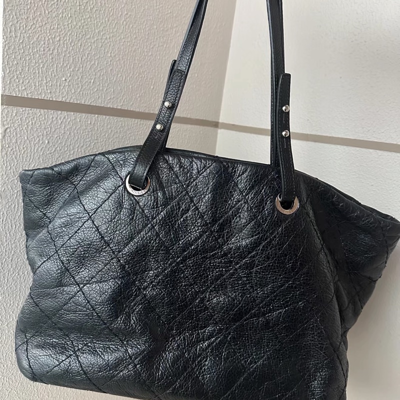 Chanel • 經典黑銀油蠟牛皮托特包 Tote-7
