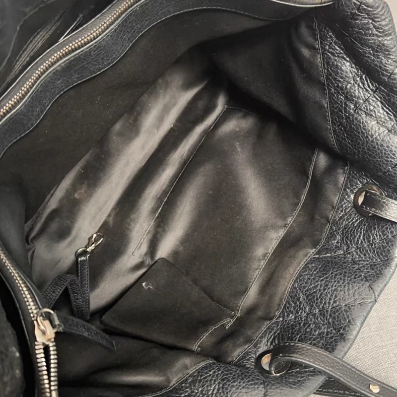 Chanel • 經典黑銀油蠟牛皮托特包 Tote-12