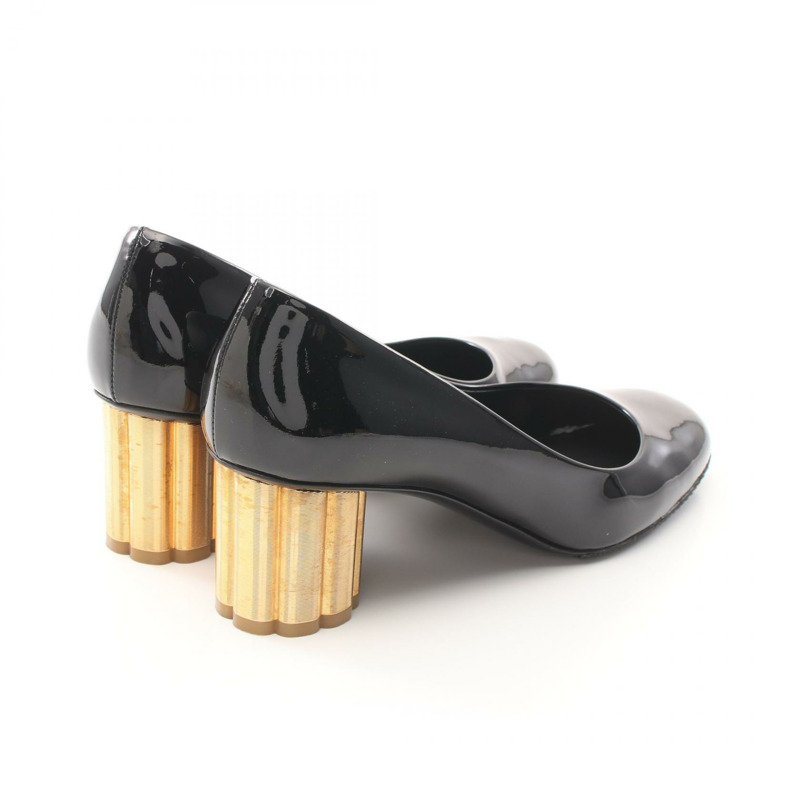 Salvatore Ferragamo 女用高跟鞋 漆皮 黑色 金色 二手-1