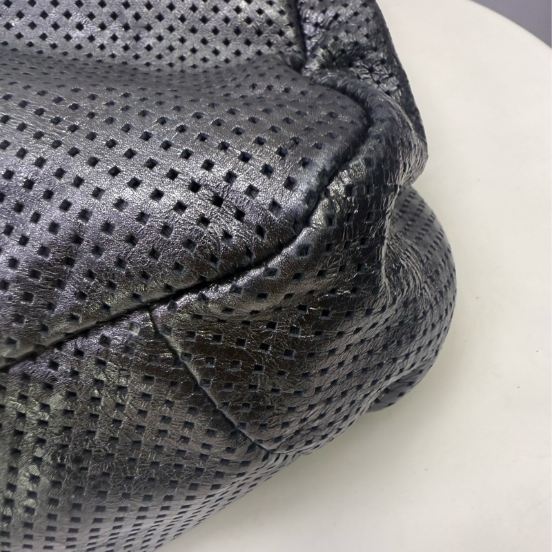 Chanel Handbag or Shoulder bag-13