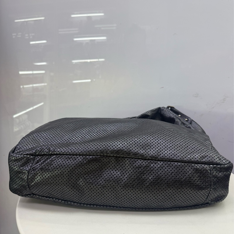 Chanel Handbag or Shoulder bag-15