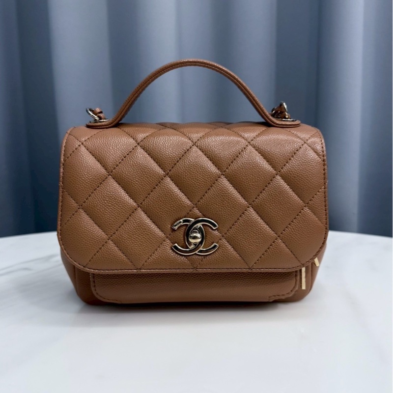 Chanel affinity 郵差包 奶茶色 金釦 荔枝牛-0