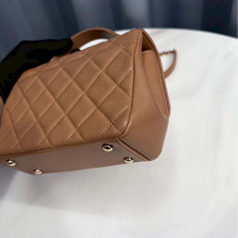 Chanel affinity 郵差包 奶茶色 金釦 荔枝牛-11