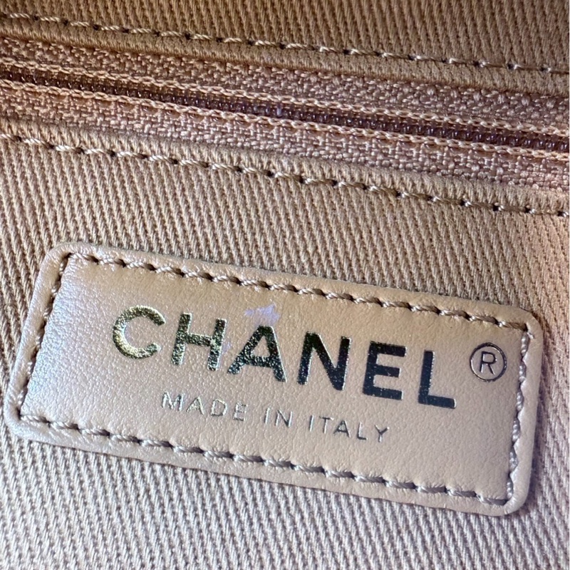 Chanel affinity 郵差包 奶茶色 金釦 荔枝牛-17