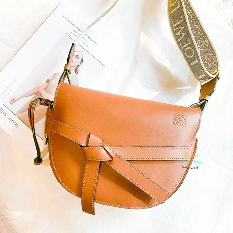 LOEWE Gate Dual 棕褐色 小號 緞帶馬鞍包