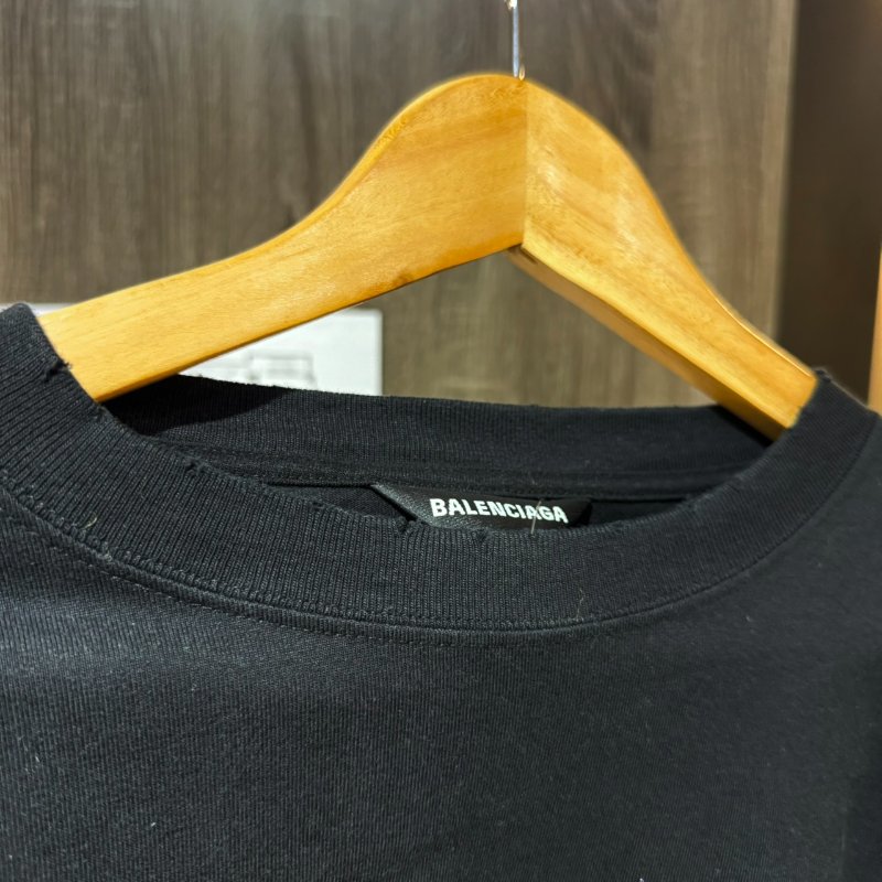 【美收精品】BALENCIAGA  黑色破洞造型短袖 2-414-10