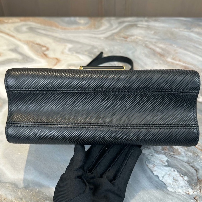 Louis Vuitton twist 中號-14
