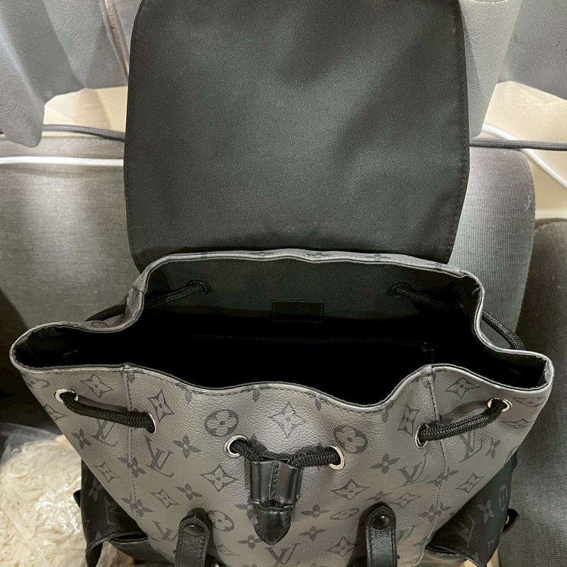 Louis Vuitton LV Christopher 黑武士 後背包 MM-5