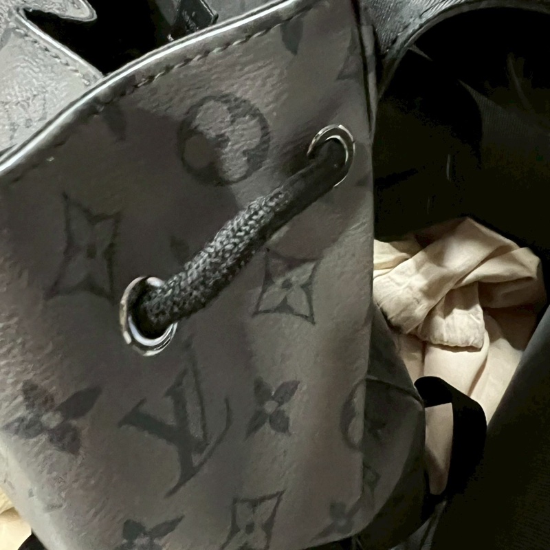 Louis Vuitton LV Christopher 黑武士 後背包 MM-31