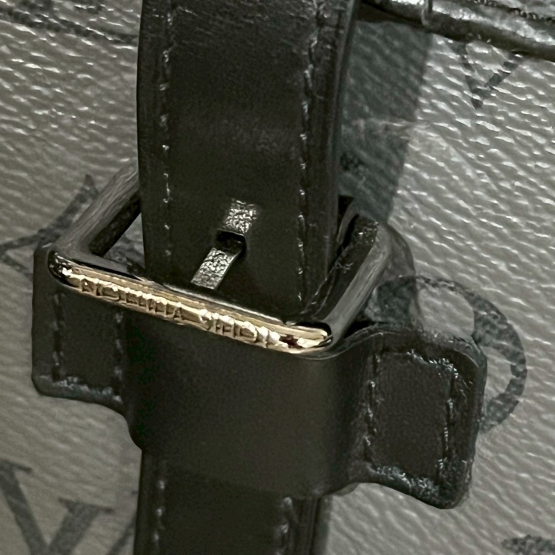 Louis Vuitton LV Christopher 黑武士 後背包 MM-38