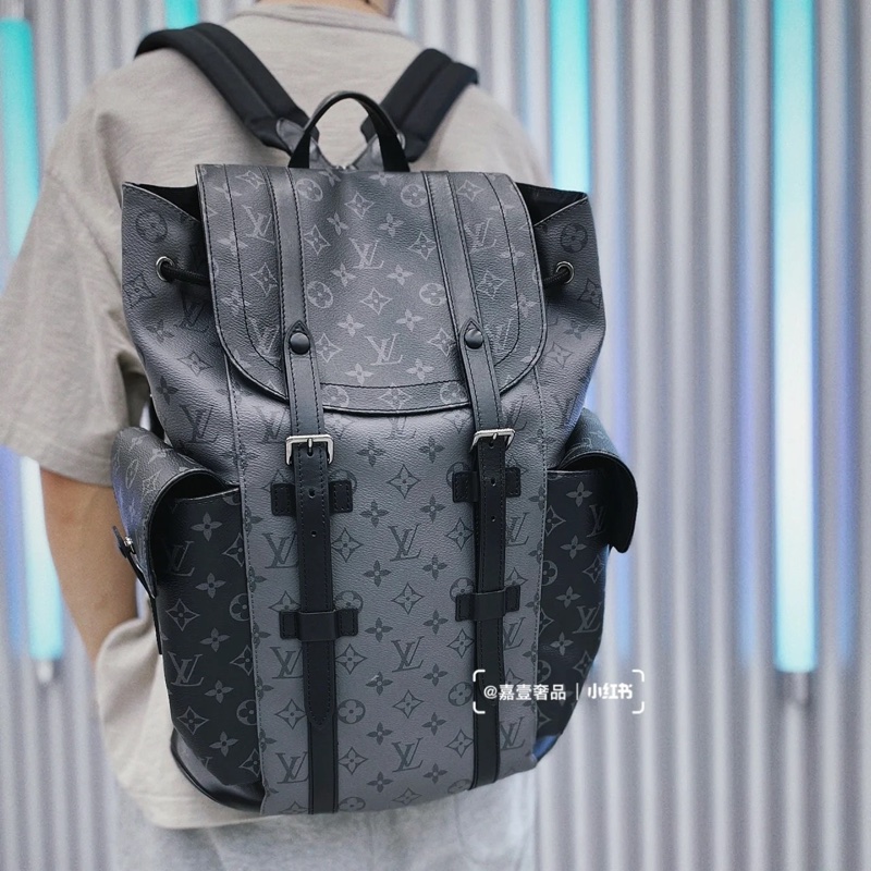 Louis Vuitton LV Christopher 黑武士 後背包 MM-42