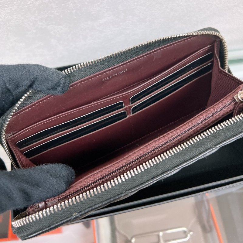 Chanel 黑銀拉鍊長夾/長銀包-15