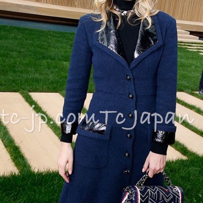 CHANEL 香奈兒 藏藍 深藍 羅馬外套 長大衣 洋裝式外套 大衣 長洋裝 洋裝 外套 風衣-3