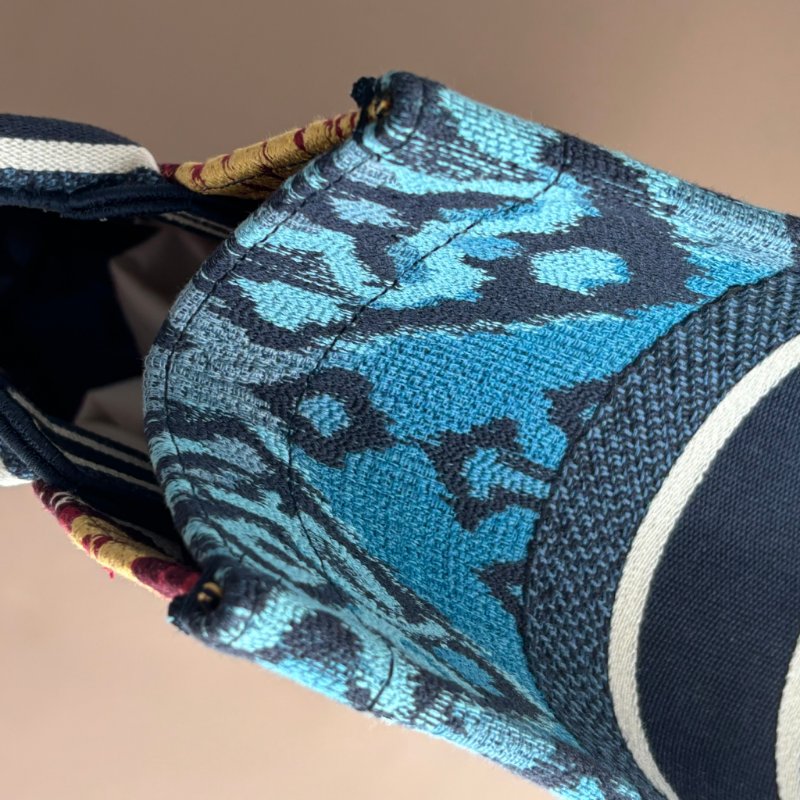 ::Christian Dior:: Book Tote 佩斯利圖騰刺繡托特包(中)手提肩背包-17