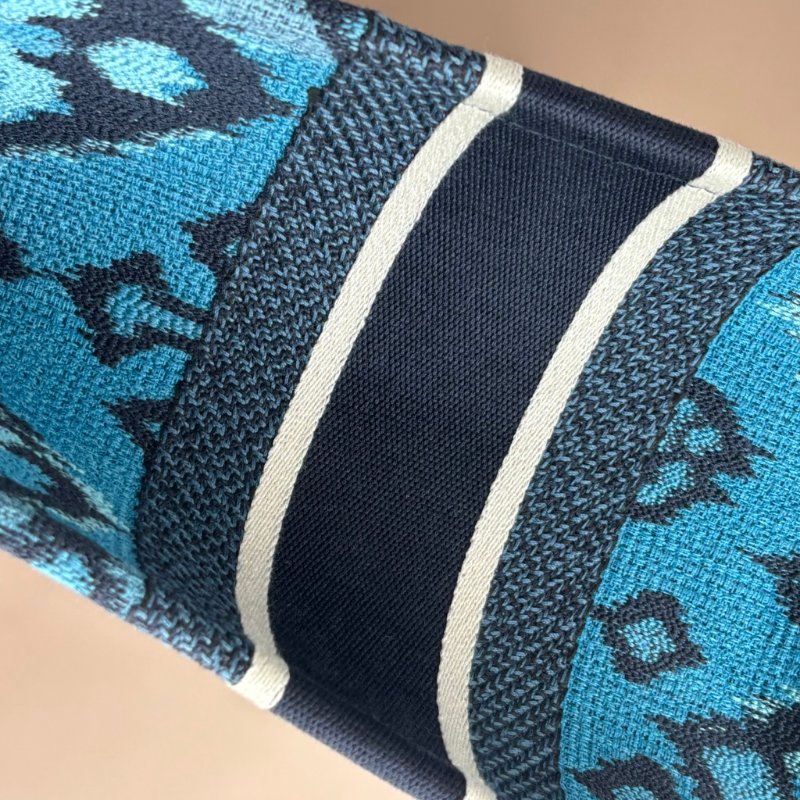 ::Christian Dior:: Book Tote 佩斯利圖騰刺繡托特包(中)手提肩背包-18