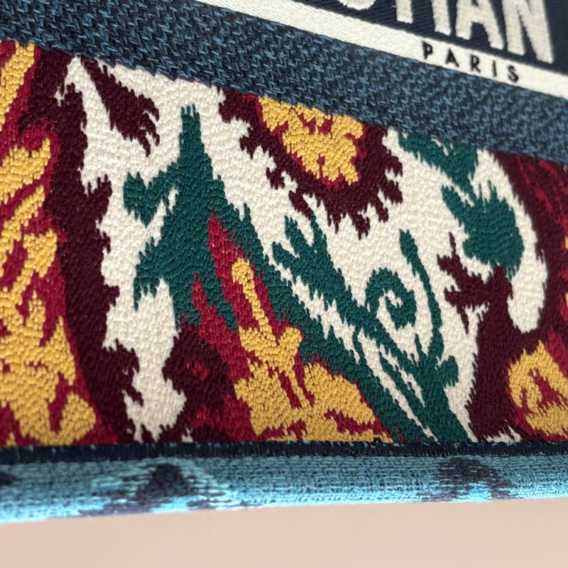 ::Christian Dior:: Book Tote 佩斯利圖騰刺繡托特包(中)手提肩背包-20