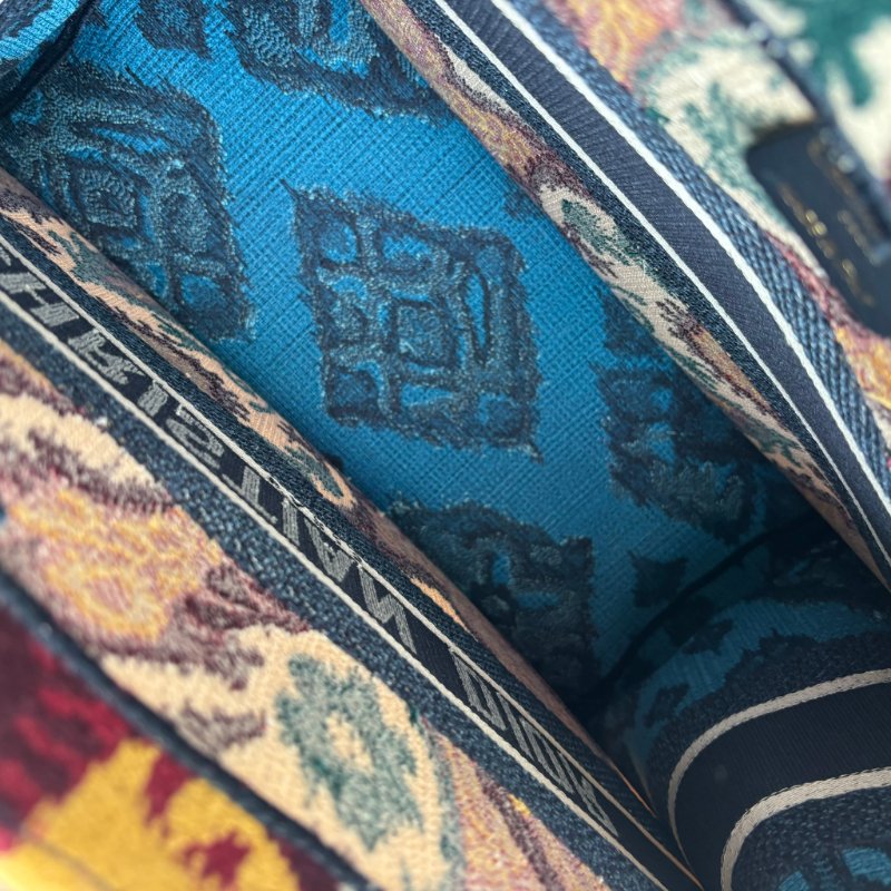 ::Christian Dior:: Book Tote 佩斯利圖騰刺繡托特包(中)手提肩背包-22