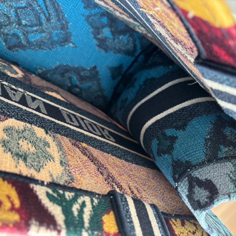 ::Christian Dior:: Book Tote 佩斯利圖騰刺繡托特包(中)手提肩背包-23