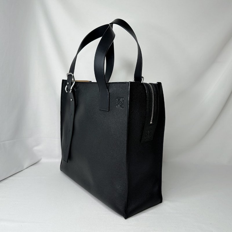LOEWE Buckle粒面牛皮拉鍊托特包-2