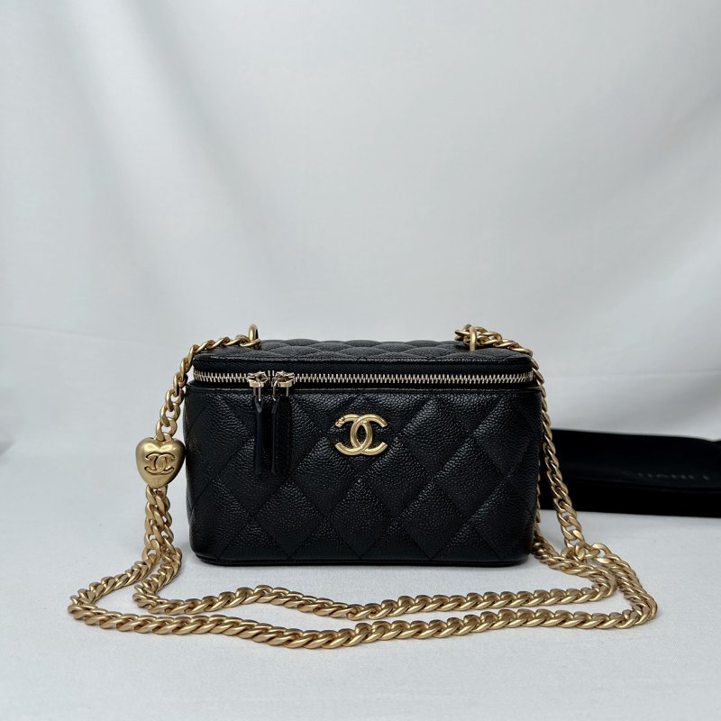 CHANEL 23p荔枝牛愛心金球長盒子-0