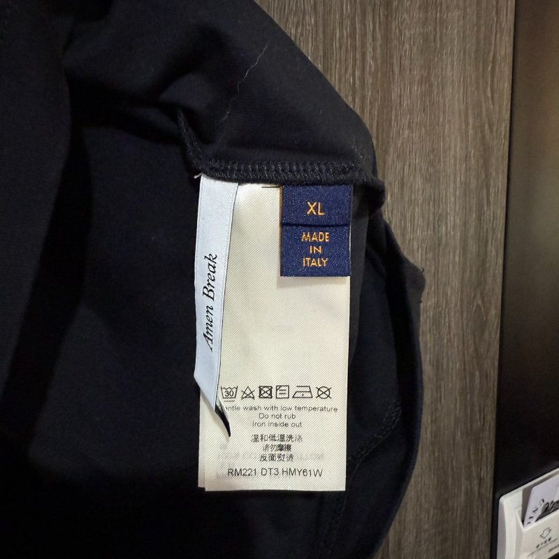 【美收精品】LV 黑色印花短袖上衣 2-393-9