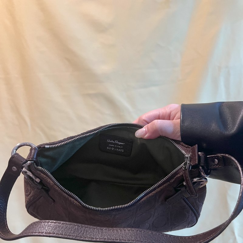Ferragamo Gancini-print Shoulder Bag中古馬蹄扣啡色腋下包手提袋-11