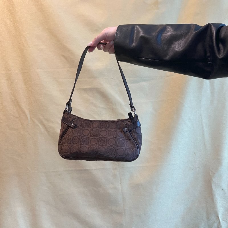 Ferragamo Gancini-print Shoulder Bag中古馬蹄扣啡色腋下包手提袋-12