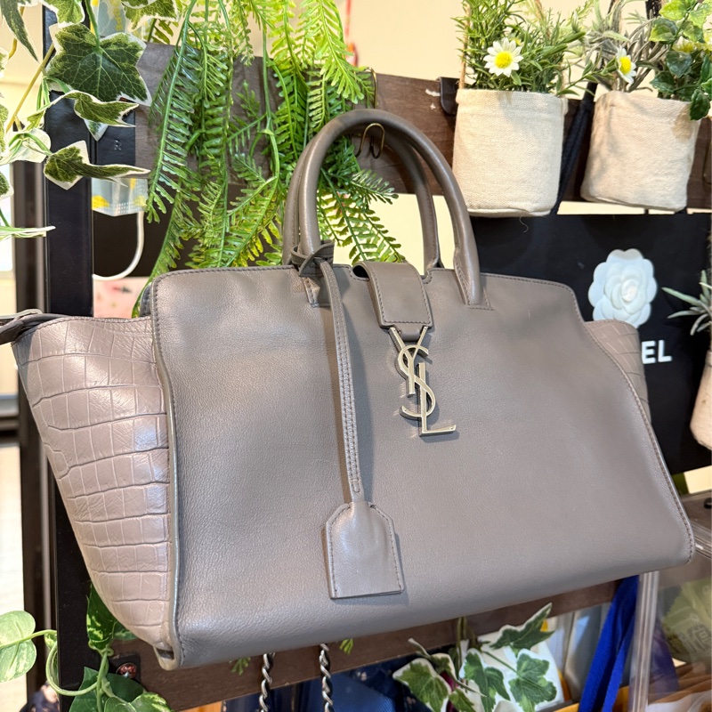 時尚的慵懶感 YSL裡外全皮革 大象灰 手提/斜背包 高級隨性的時尚風格-1