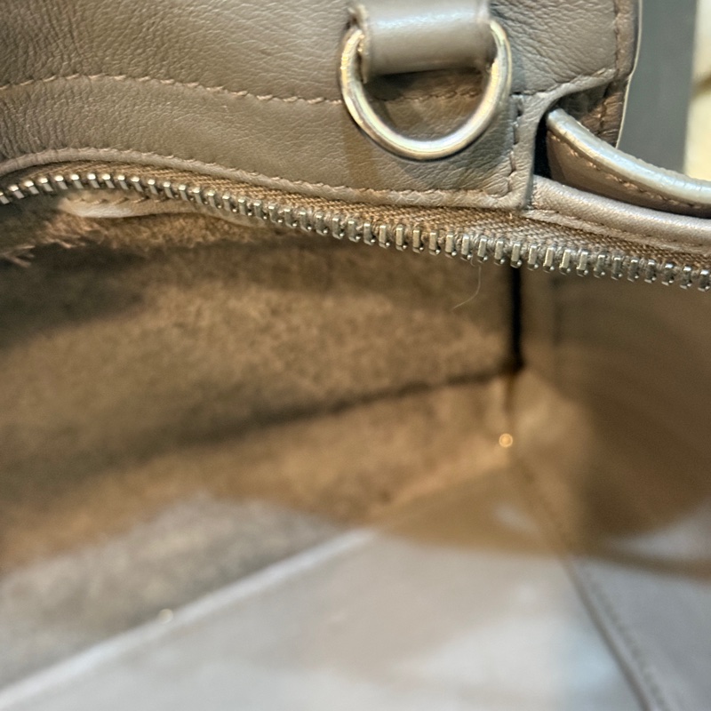 時尚的慵懶感 YSL裡外全皮革 大象灰 手提/斜背包 高級隨性的時尚風格-10