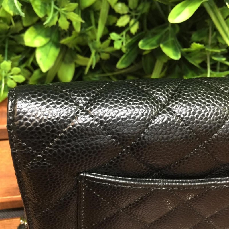Chanel Caviar WOC-10