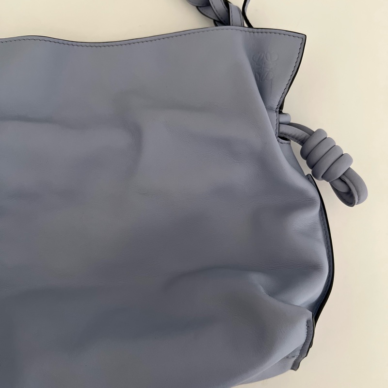 LOEWE flamenco 淺藍色福袋包(中號)-35