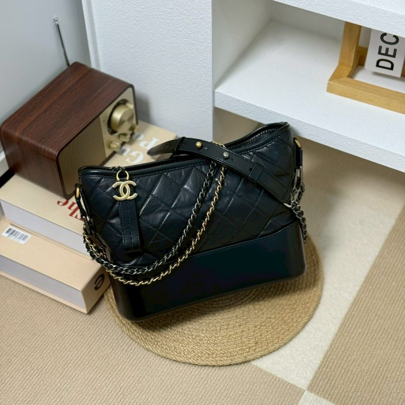 🏷️Chanel．流浪包 新中號 芯片款-0