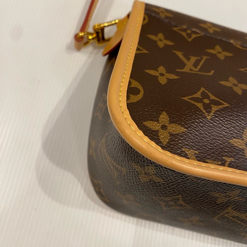LOUIS VUITTON DIANE 法棍包-9