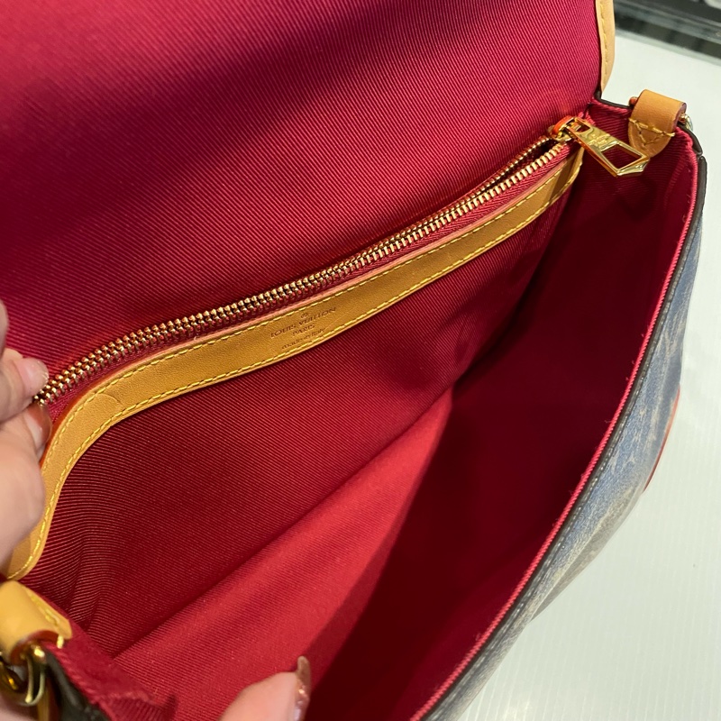 LOUIS VUITTON DIANE 法棍包-14