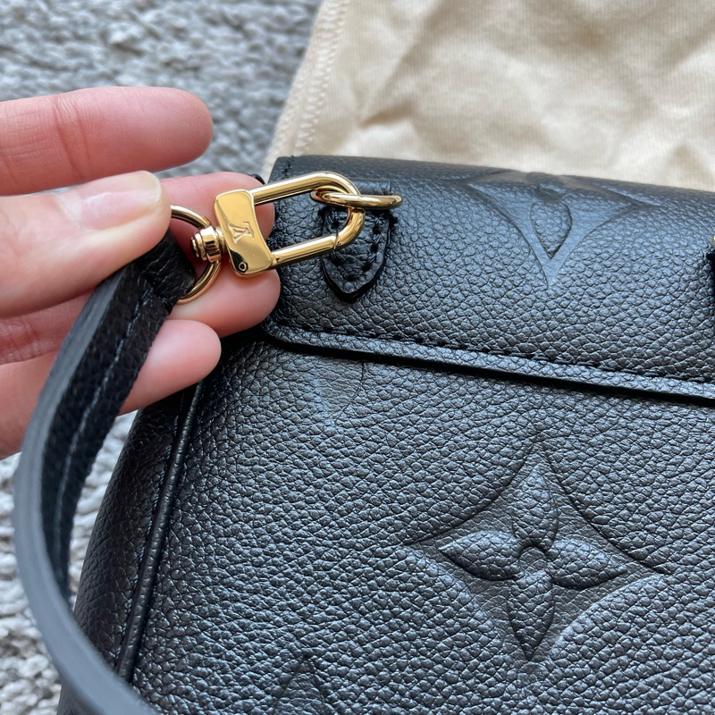 (二手)LV Louis vuitton TINY 背包 (可斜背 肩背 後背)-3