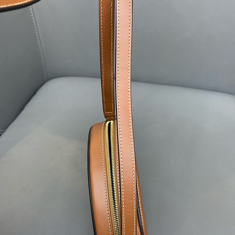 Celine 月餅包 小 焦糖色-22