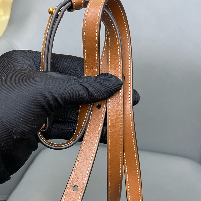 Celine 月餅包 小 焦糖色-23