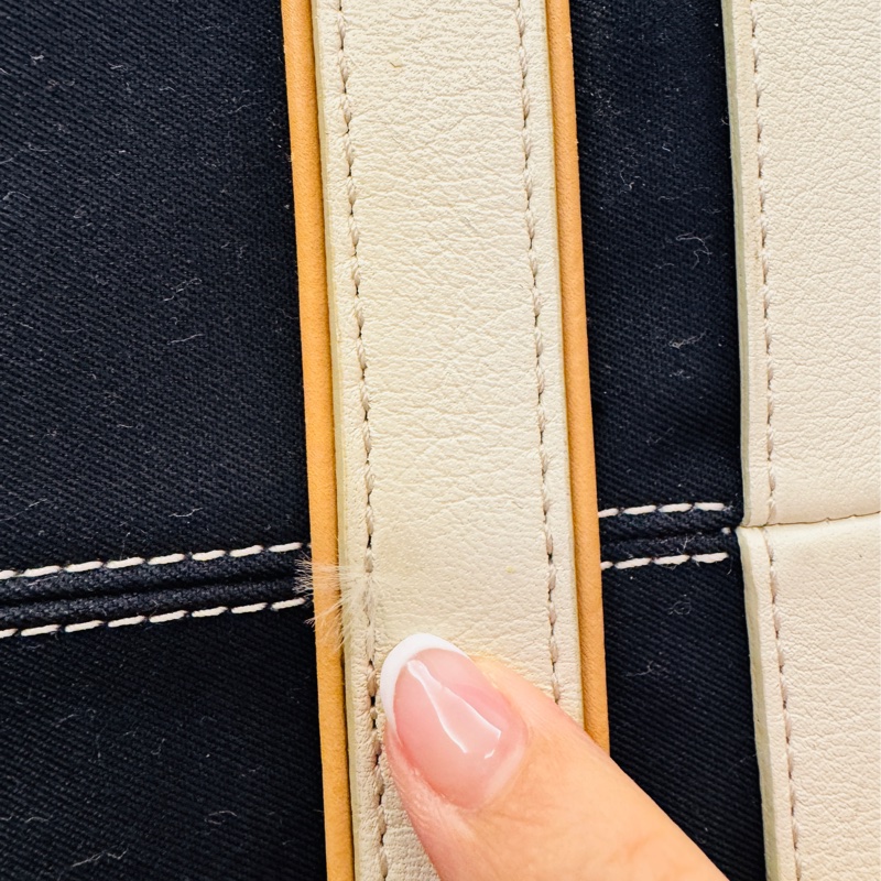Coach 「雙面」手提大包、防水帆布+白色牛皮材質-22
