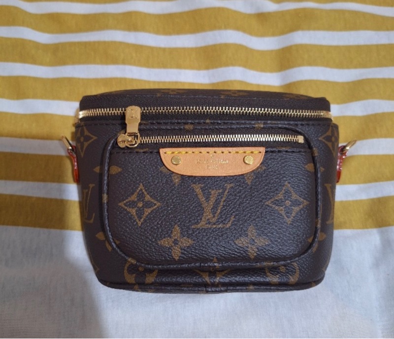 LV bumbag老花小腰包+LV五合一麻將包M44813肩帶&零錢包-8