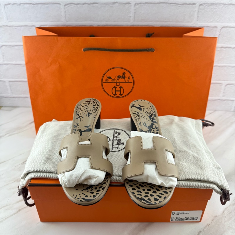 愛馬仕 Hermès Oasis sandals 亞麻米 奶茶色 豹紋低跟涼鞋-0