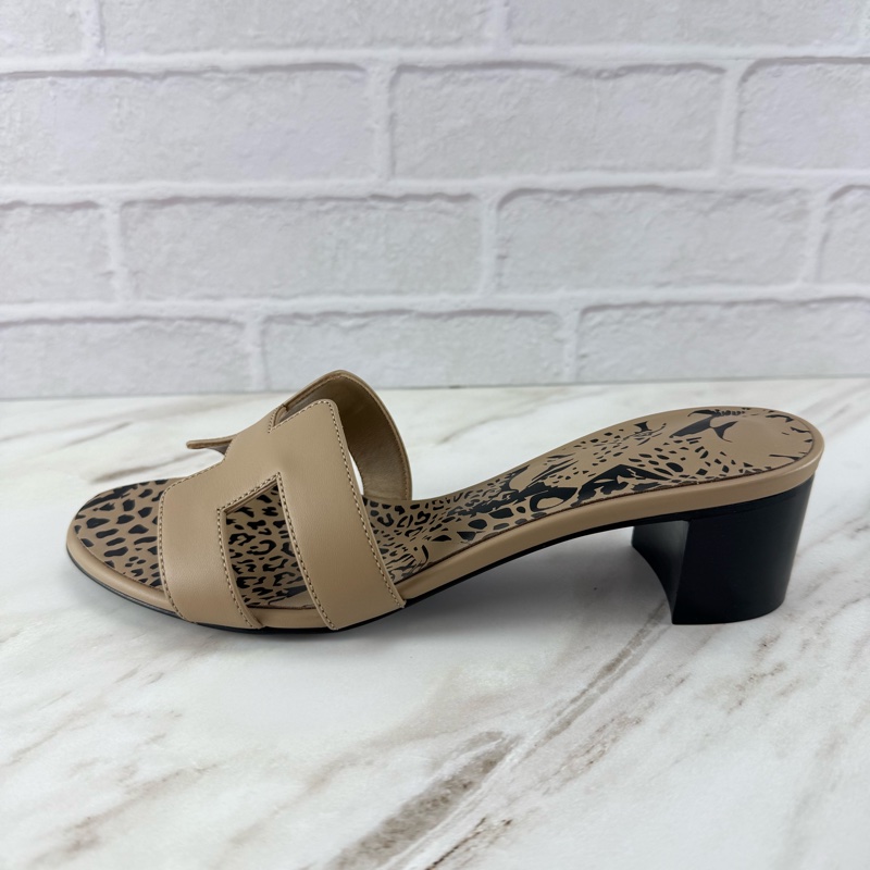 愛馬仕 Hermès Oasis sandals 亞麻米 奶茶色 豹紋低跟涼鞋-4