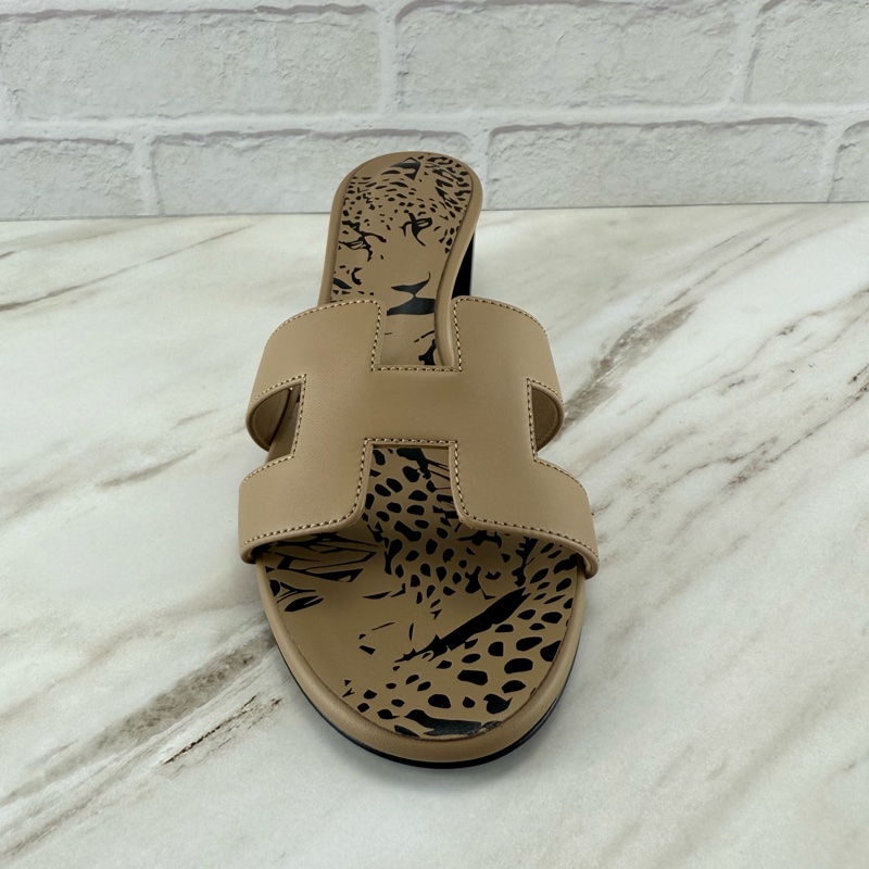 愛馬仕 Hermès Oasis sandals 亞麻米 奶茶色 豹紋低跟涼鞋-7