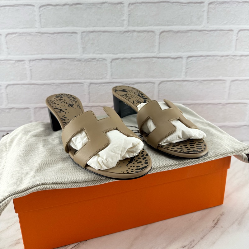 愛馬仕 Hermès Oasis sandals 亞麻米 奶茶色 豹紋低跟涼鞋-12